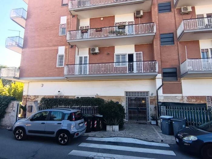 Appartamento quadrilocale in vendita in Via Genova, Ciampino