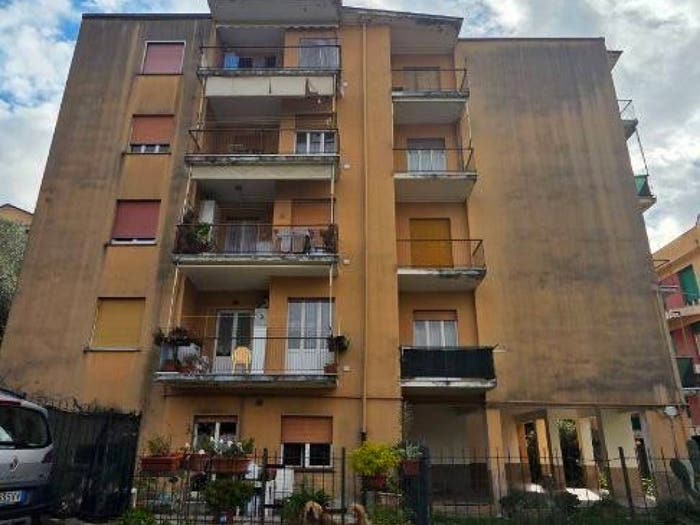 Appartamento trilocale in vendita in Via Mercato, Centro, Lavagna