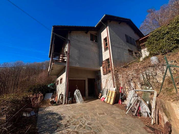 Casa con 6 locali in vendita in Case al Case, Corio