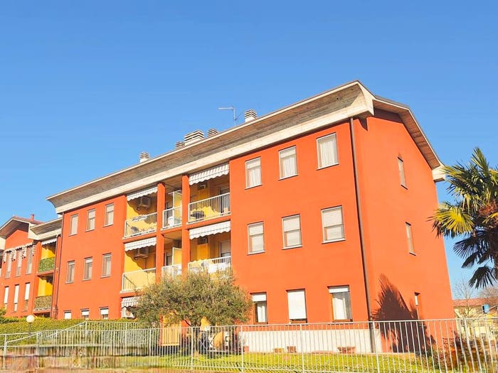 Appartamento trilocale in vendita in Via Dei Caniana, Centro, Cologno al Serio
