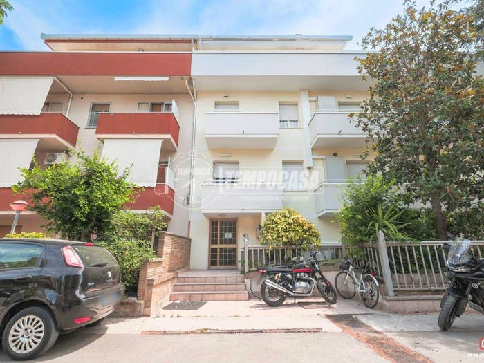 Appartamento trilocale in vendita in Viale Agrigento, Fontanelle, Riccione