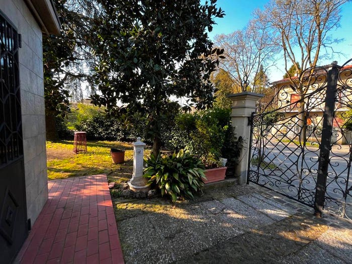 Casa con 6 locali in vendita in Via Franklin Delano Roosevelt, Cibeno, Carpi