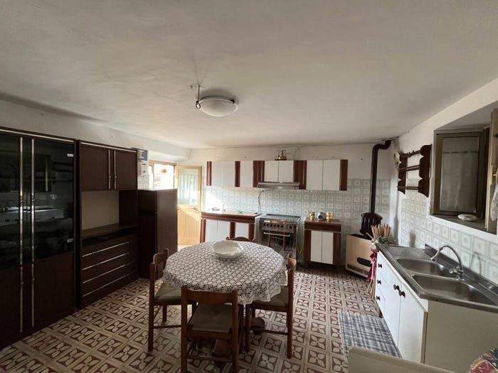 Casa trilocale in vendita in Via Curtense, Turano, Massa
