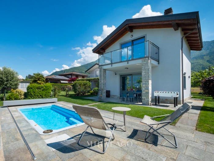 Casa con 6 locali in vendita in Via Lido, Colico Piano, Colico