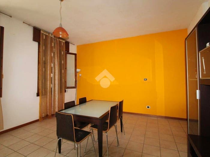 Appartamento quadrilocale in vendita in Via IV Novembre, Centro, Dueville
