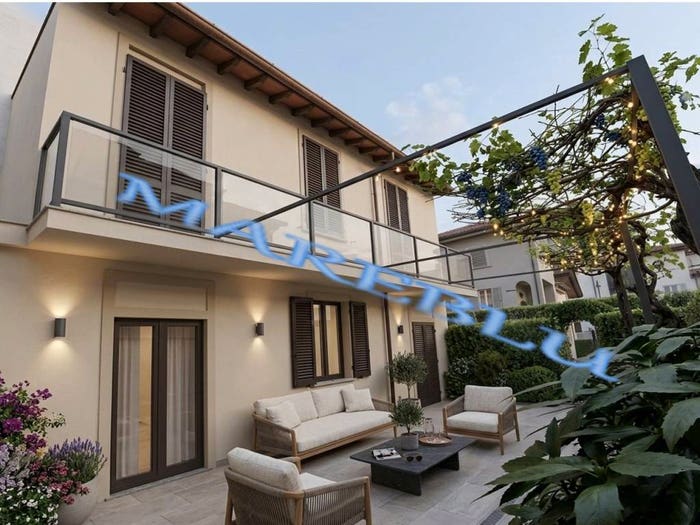 Appartamento trilocale in vendita in Via Stagi Stagio, Centro, Forte dei Marmi