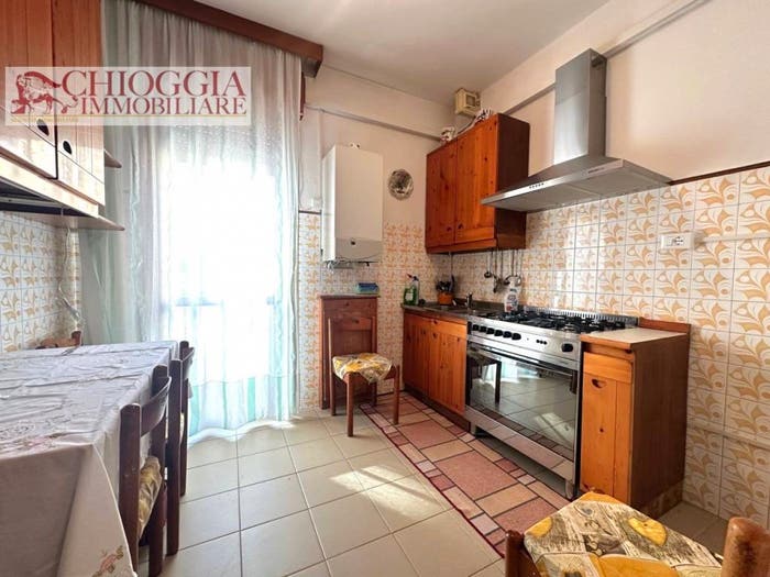 Appartamento quadrilocale in vendita in Via Isola Saloni, Centro Storico, Chioggia