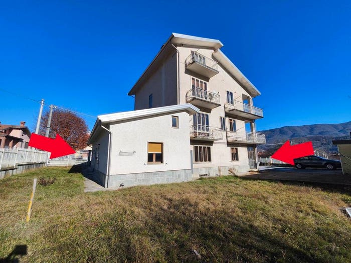 Appartamento con 5 locali in vendita in Via Valcasotto, Centro, Garessio