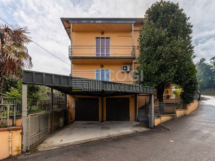 Casa con 6 locali in vendita in Via Carlo Pisacane, San Prospero Zello, Imola