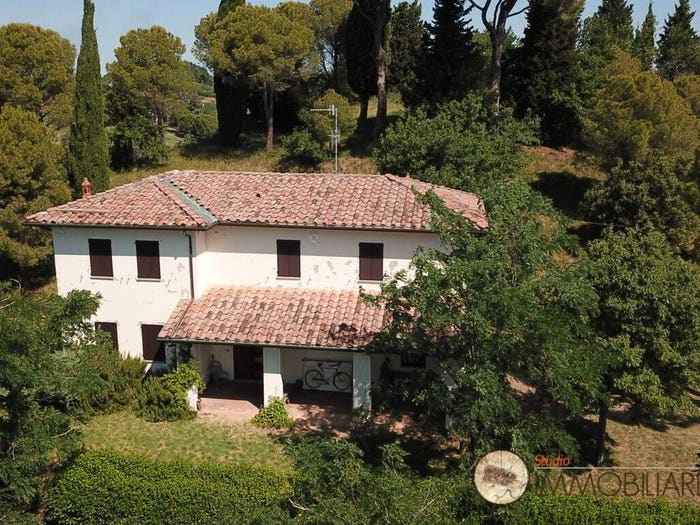 Casa con 6 locali in vendita in Ulivi, Casalfiumanese