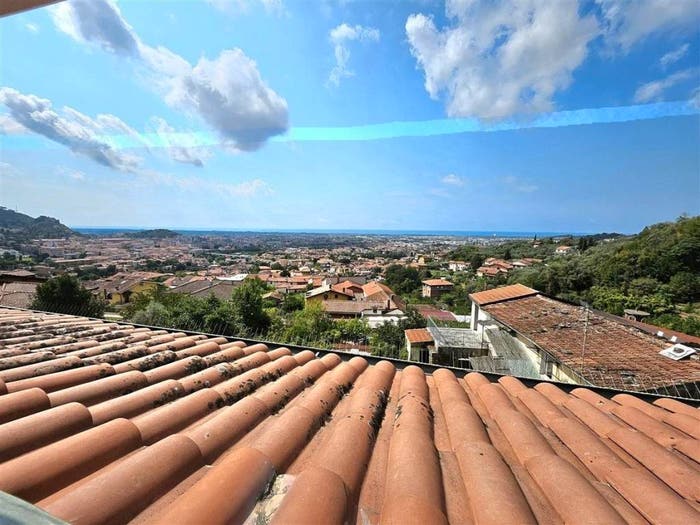 Appartamento con 6 locali in vendita in Bergiola Lavacchio, Massa