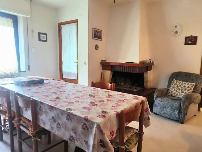Casa con 6 locali in vendita in via da frassini, Frassini, Chiusdino