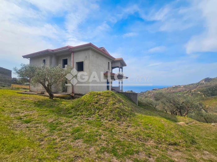 Casa con 6 locali in vendita in Contrada Rocca, Laise, Belvedere Marittimo