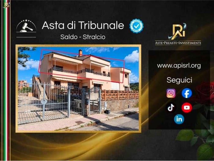 Appartamento con 5 locali in vendita in Via Valverde, Centro, Carbonia