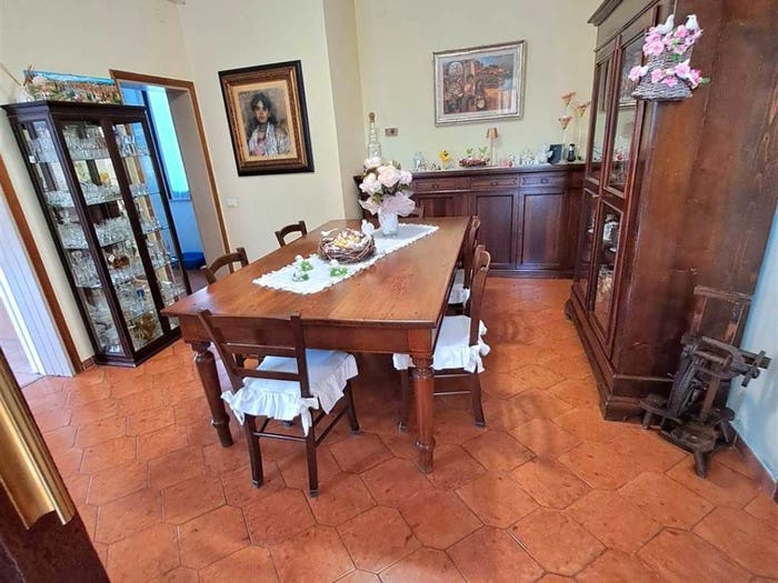 Casa con 6 locali in vendita in Centro, Poggio Rusco