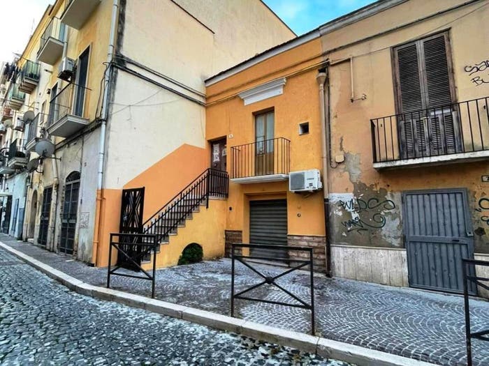 Appartamento trilocale in vendita in Via Pescheria, Centro Storico, Foggia