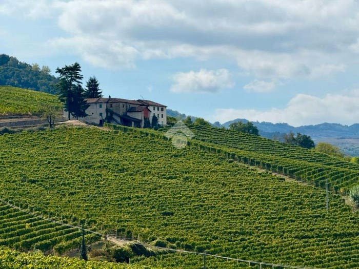 Casa con 6 locali in vendita in Località San Martino, Centro, Cossano Belbo