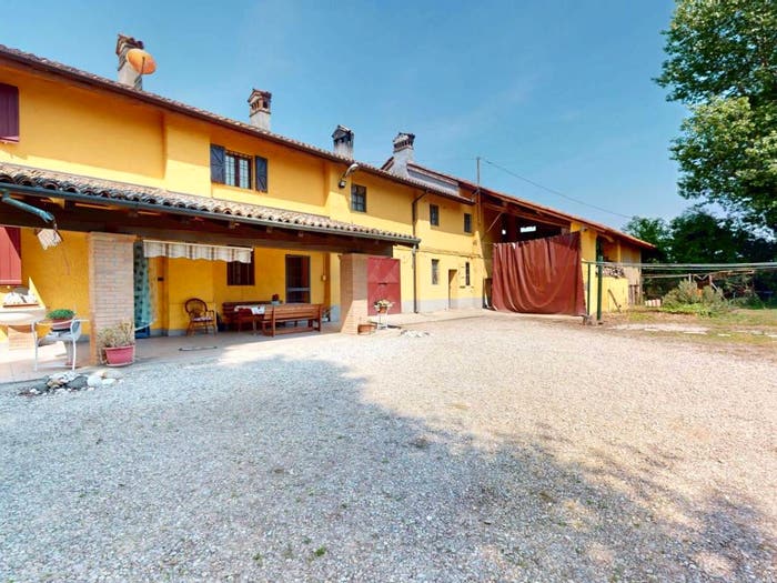 Casa con 6 locali in vendita in Via Roma, Sant'Alessio con Vialone