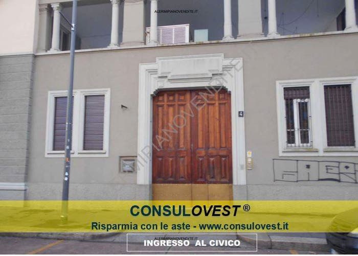 Appartamento trilocale in vendita in Via Giovanni Pascoli, Città Studi, Milano