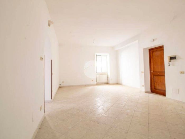 Appartamento trilocale in vendita in Via giuseppe mazzini, Centro, Marcellina
