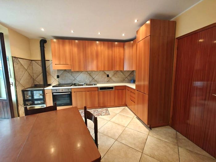 Appartamento trilocale in vendita in Via Don Giovanni Gatti, Centro, Caspoggio