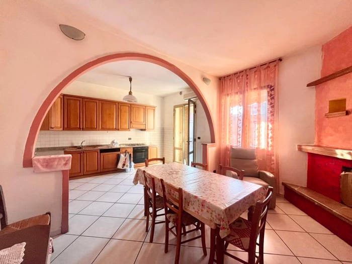 Appartamento trilocale in vendita in Via Argonne, Maliseti, Prato