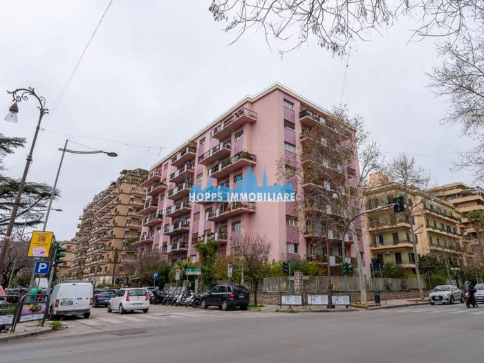 Appartamento con 6 locali in vendita in Viale Lazio, Notarbartolo Sciuti, Palermo