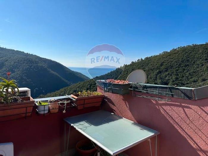 Appartamento bilocale in vendita in Deiva Marina