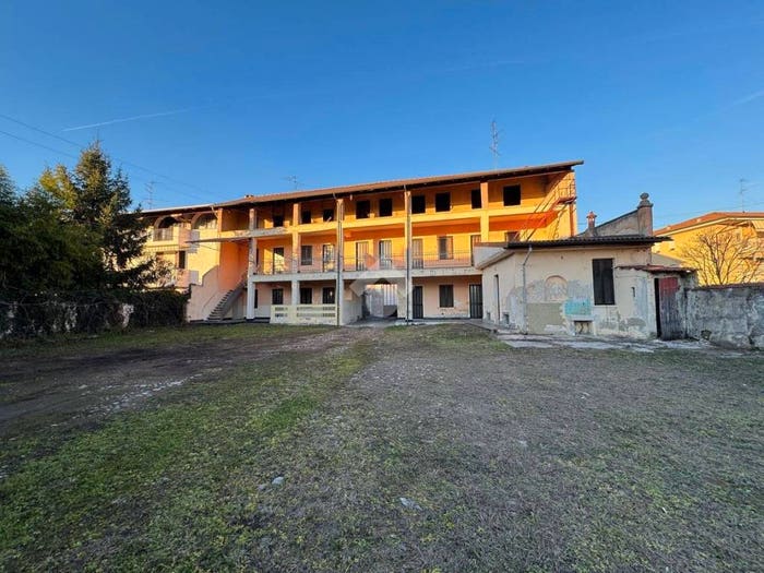 Casa trilocale in vendita in Via Pietro Mascagni, Centro, Bellinzago Novarese