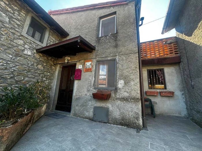 Casa con 5 locali in vendita in Via Fornaccio, Vergnano, Piazza al Serchio