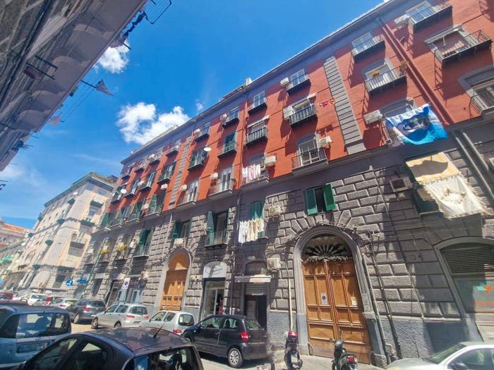 Appartamento con 5 locali in vendita in Via Macedonio Melloni, San Carlo All'Arena, Napoli