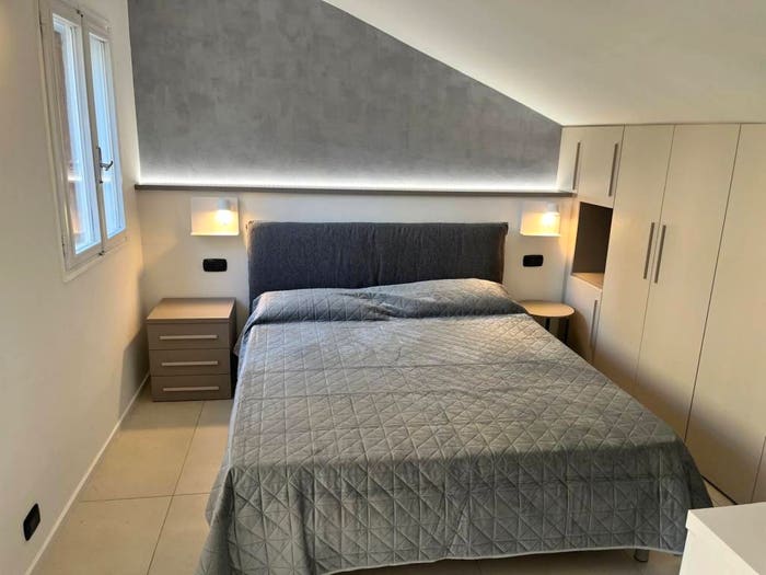 Appartamento bilocale in vendita in Via Sant'Eufemia, Centro Storico, Modena