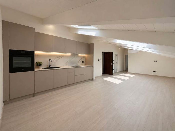 Casa trilocale in vendita in Via Arenaccia, Arenaccia, Napoli