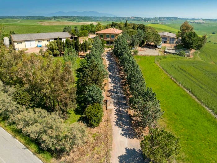 Casa con 6 locali in vendita in Orciano Pisano