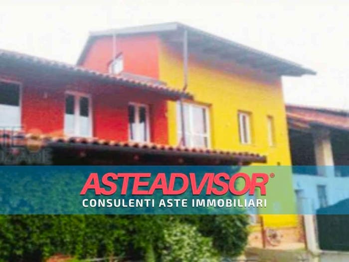 Casa con 6 locali in vendita in Vicolo E Barosso, Viale