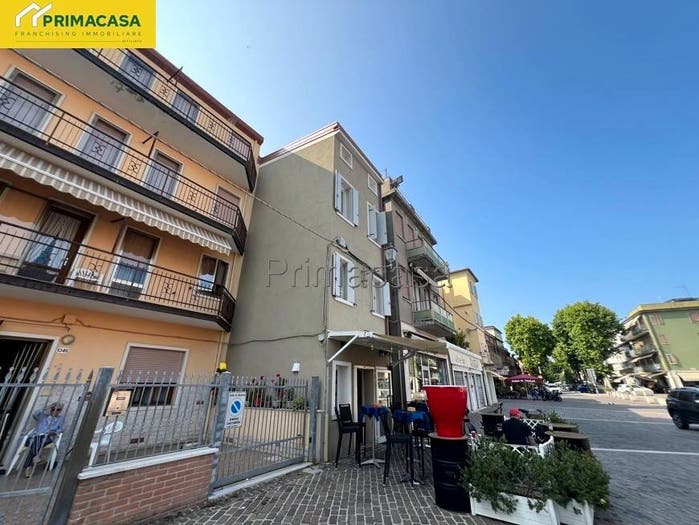 Casa quadrilocale in vendita in Via Sottomarina, Sottomarina, Chioggia
