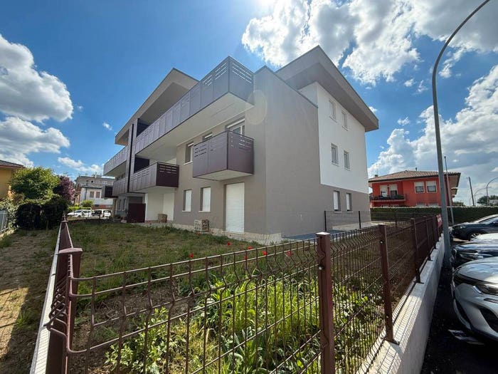 Appartamento trilocale in vendita in Via Eugenio Curiel, Mira Taglio, Mira