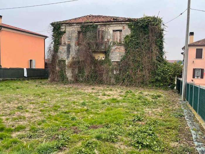 Casa con 6 locali in vendita in Via Argine Destro Novissimo, Mira Taglio, Mira