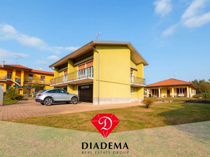 Casa quadrilocale in vendita in Via Arianna, Besnate
