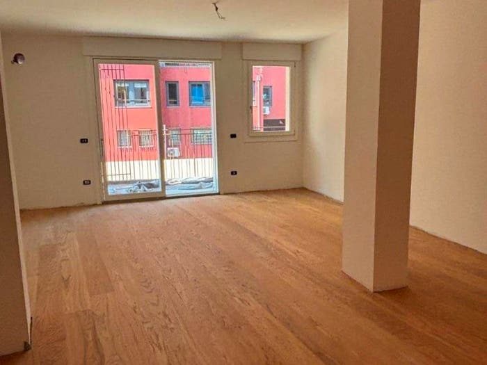 Appartamento trilocale in vendita in Via Savonarola, Savonarola Ponte Molino, Padova