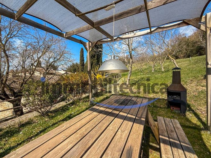 Appartamento trilocale in vendita in La Scheggia, Scheggia, Anghiari