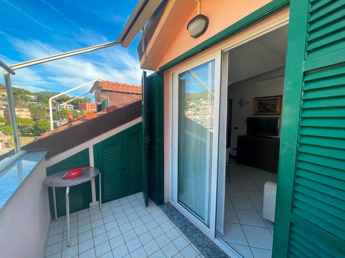 Casa trilocale in vendita in Via Solferino, Fenarina Via Neghelli Collina di Ponente, Alassio