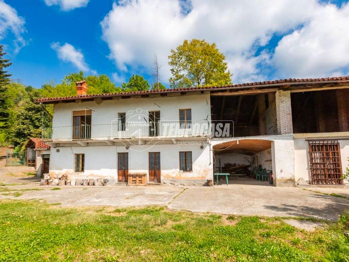 Casa con 6 locali in vendita in Strada REGIONE SAN DALMAZZO, Rivalba