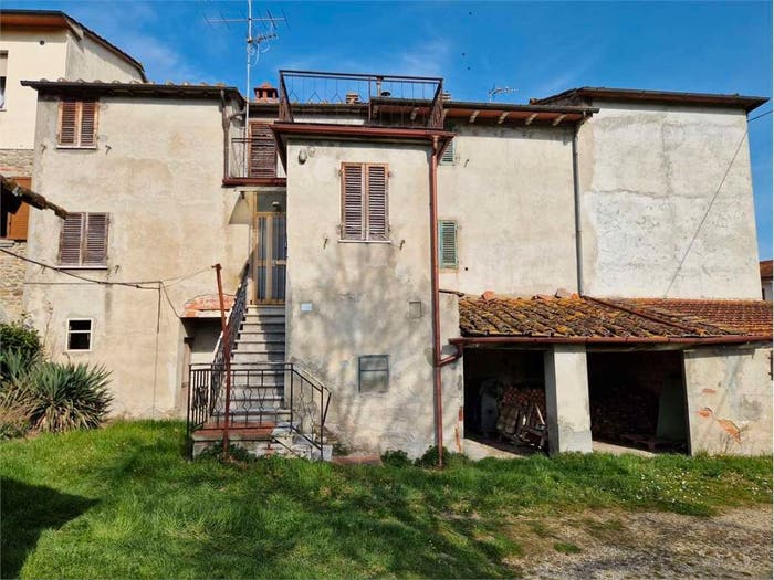 Appartamento con 6 locali in vendita in Salutio, Castel Focognano