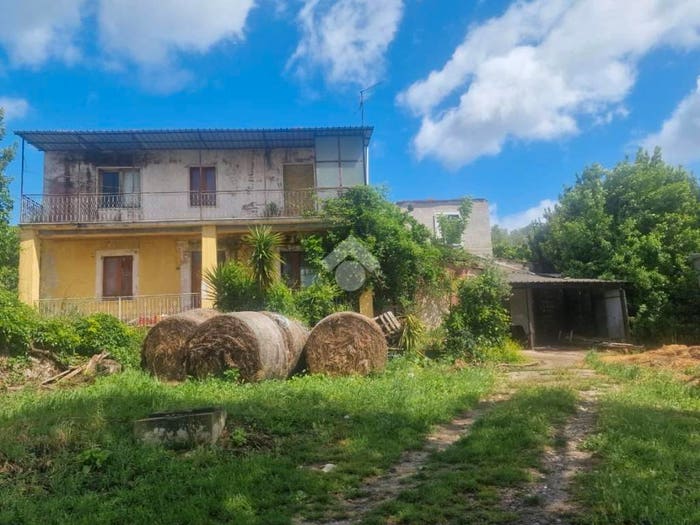 Casa con 5 locali in vendita in Via Iannilli, Centro, Foglianise