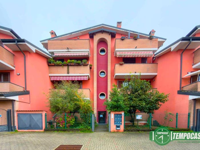 Appartamento trilocale in vendita in Via Basilicata, Carpiano