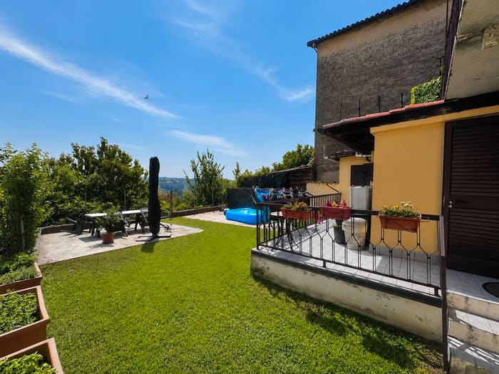 Casa quadrilocale in vendita in Strada Vallensogno, Portacomaro