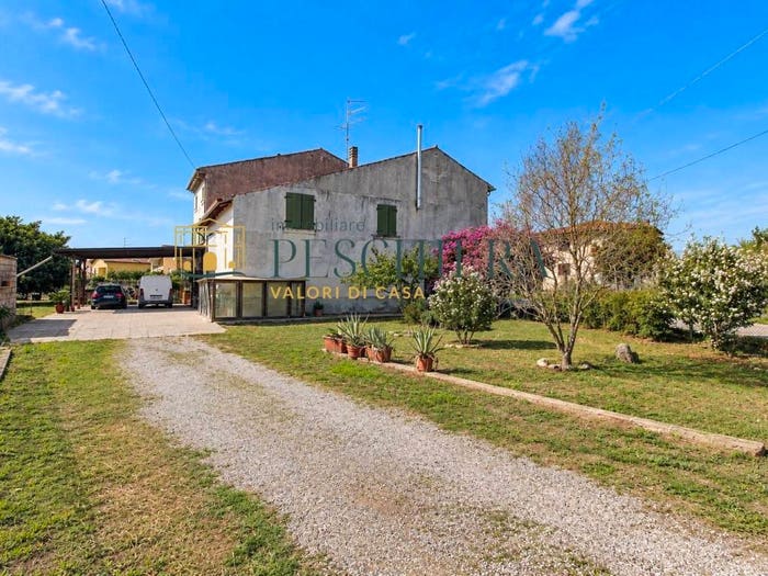 Casa con 6 locali in vendita in Località Campagnola, Campagnola, Valeggio sul Mincio