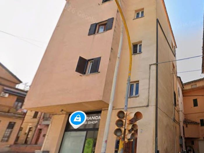 Appartamento quadrilocale in vendita in Viale Pietro Serafini, Centro, Fabriano