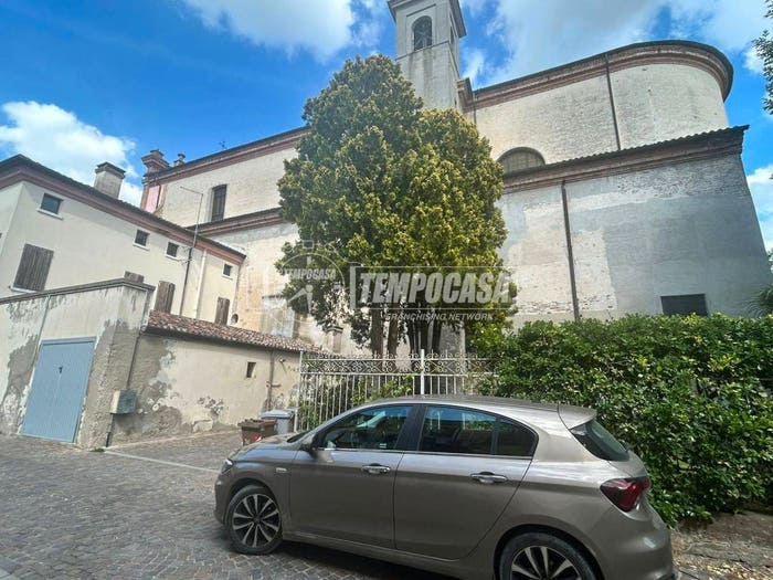 Appartamento quadrilocale in vendita in Piazza della Vittoria, Centro, Mesola